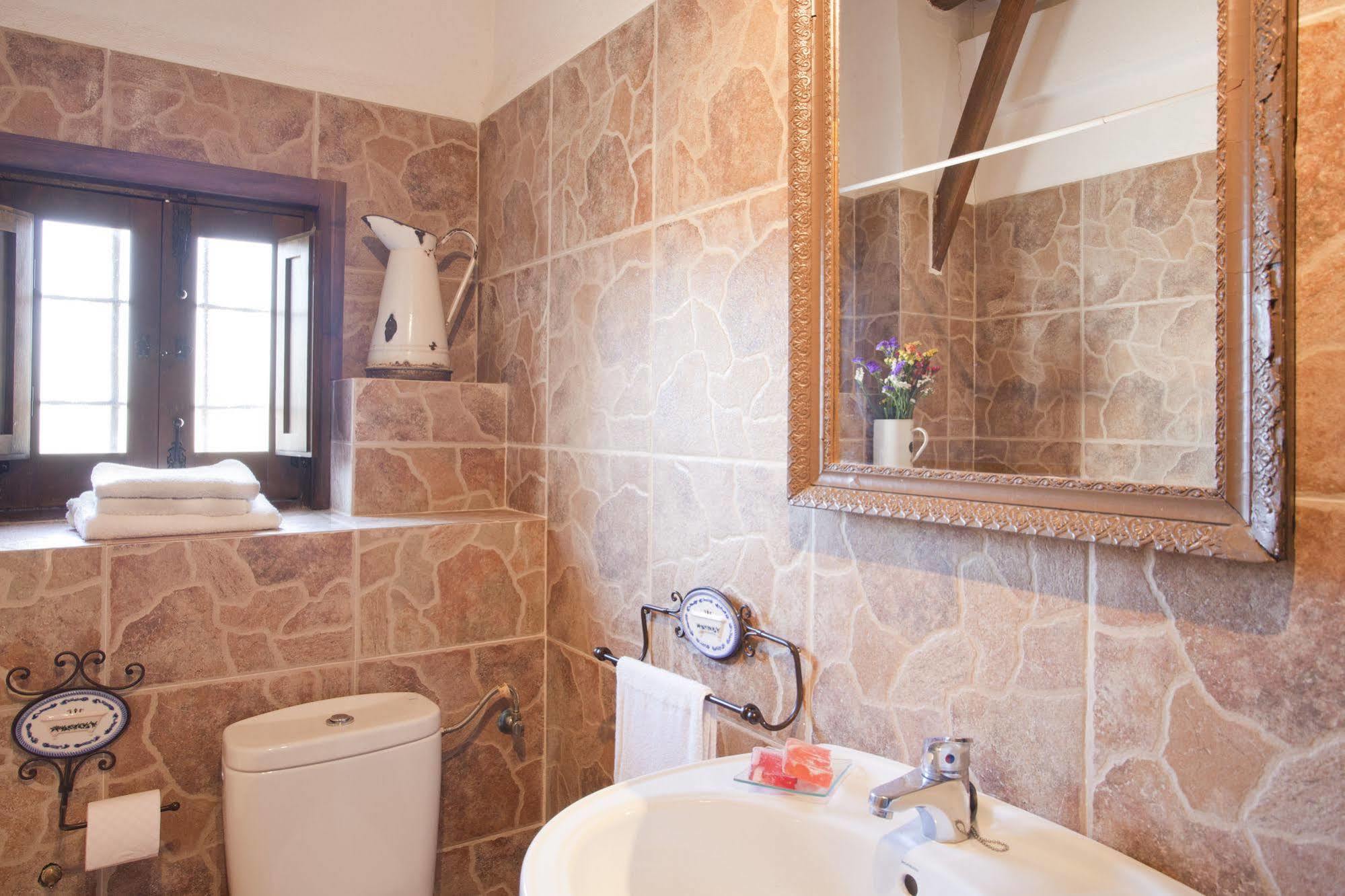 Alojamiento Rural El Cortijuelo Hotel Illora Екстериор снимка